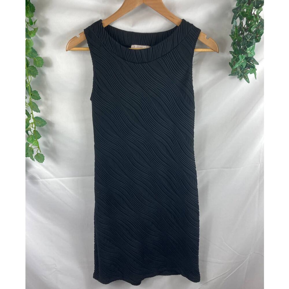 Papillon Blanc textured sheath dress size small